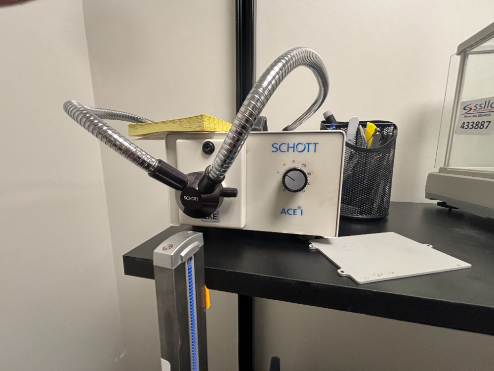 Image of Schott Ace 1 Light Source